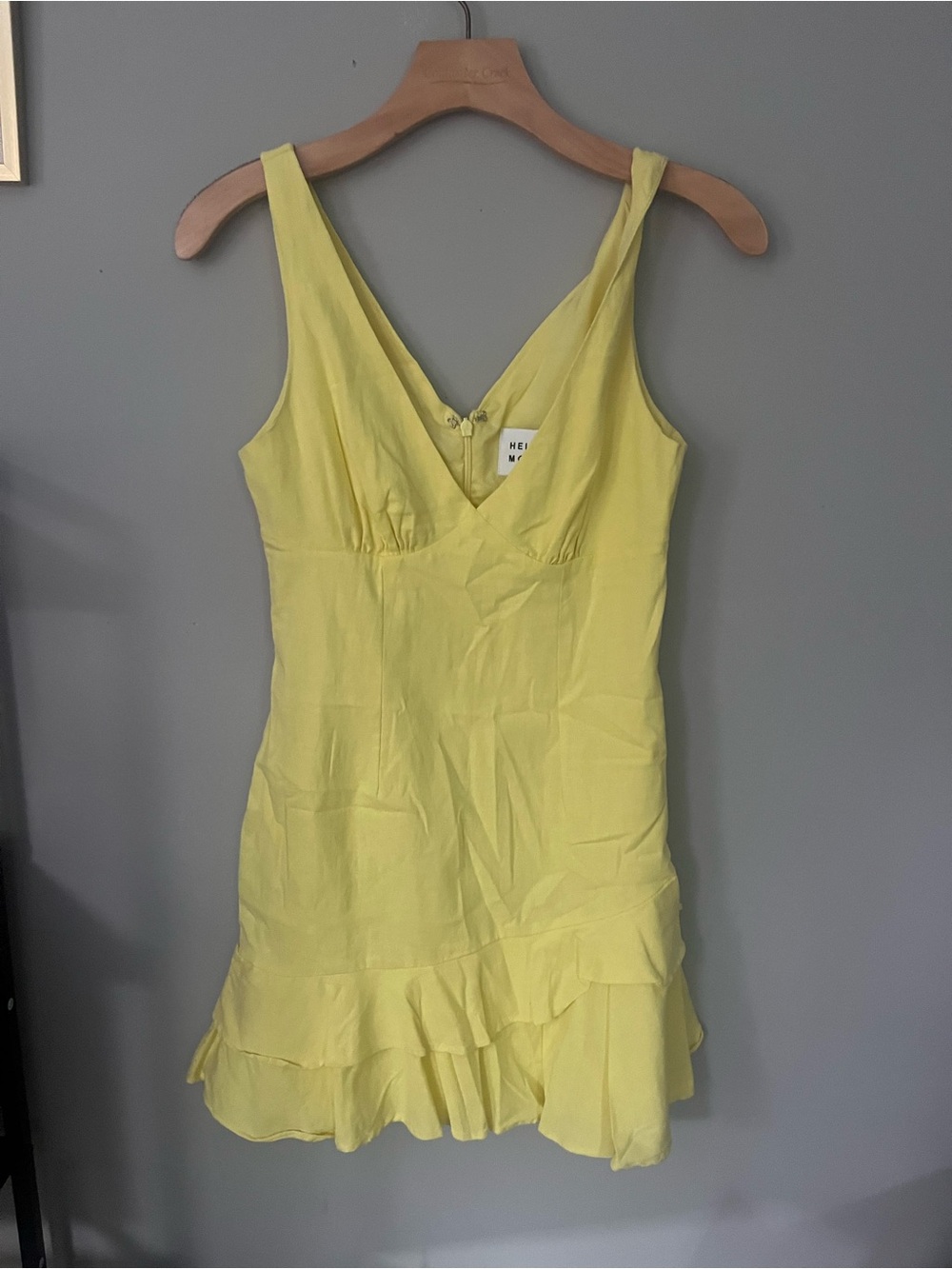 HELOO MOLLY Yellow V-Neck Ruffle Hem Sundress - Picture 4 of 4